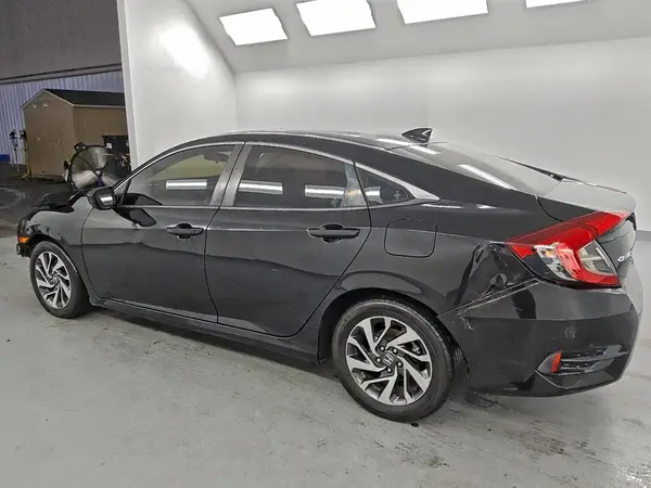 2HGFC2F79HH565325 2017 HONDA CIVIC - Image 2