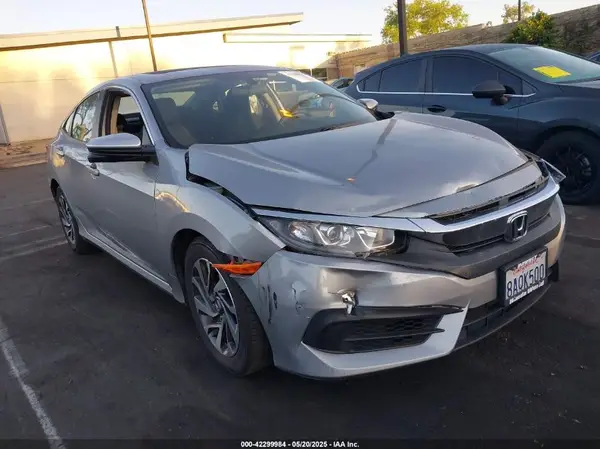 2HGFC2F79JH502652 2018 HONDA CIVIC - Image 1