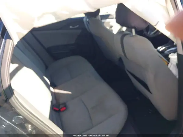 2HGFC2F79JH504644 2018 HONDA CIVIC - Image 8