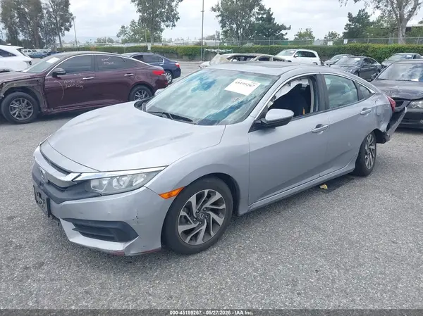 2HGFC2F79JH504921 2018 HONDA CIVIC - Image 2