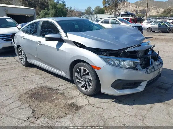 2HGFC2F79JH507818 2018 HONDA CIVIC - Image 1