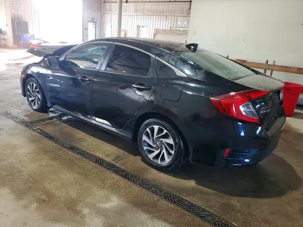 2HGFC2F79JH511822 2018 HONDA CIVIC - Image 2