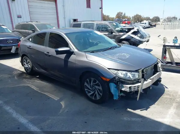 2HGFC2F79JH512176 2018 HONDA CIVIC - Image 1