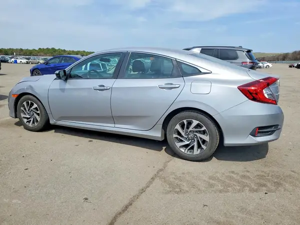 2HGFC2F79JH514042 2018 HONDA CIVIC - Image 2