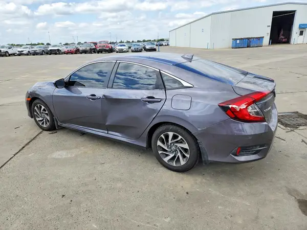 2HGFC2F79JH524649 2018 HONDA CIVIC - Image 2
