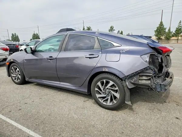 2HGFC2F79JH540267 2018 HONDA CIVIC - Image 2