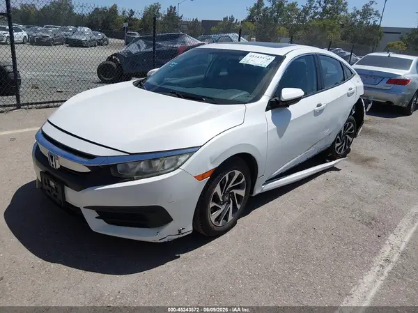 2HGFC2F79JH540298 2018 HONDA CIVIC - Image 2