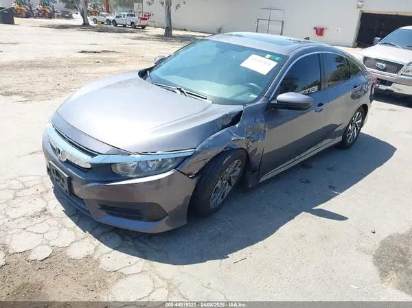 2HGFC2F79JH544397 2018 HONDA CIVIC - Image 2