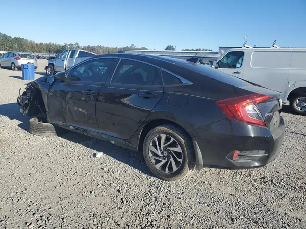 2HGFC2F79JH557442 2018 HONDA CIVIC - Image 2
