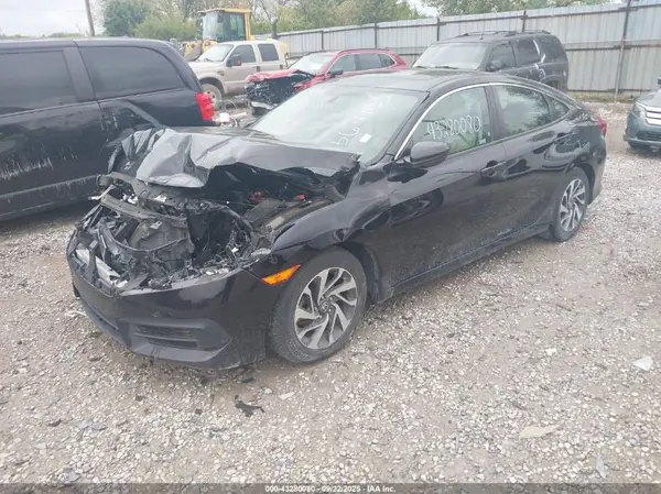 2HGFC2F79JH564133 2018 HONDA CIVIC - Image 2