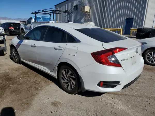 2HGFC2F79JH564407 2018 HONDA CIVIC - Image 2