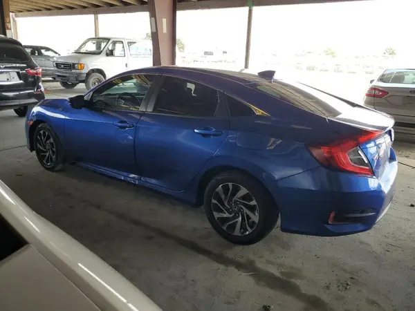 2HGFC2F79JH565119 2018 HONDA CIVIC - Image 2