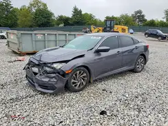 2HGFC2F79JH568165 2018 HONDA CIVIC