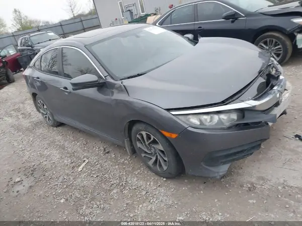 2HGFC2F79JH570403 2018 HONDA CIVIC - Image 1
