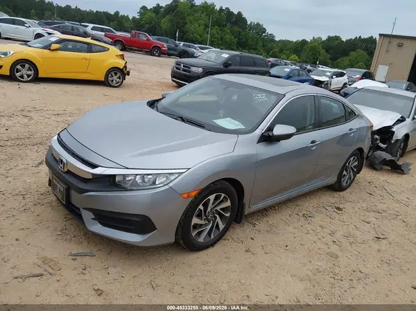 2HGFC2F79JH571549 2018 HONDA CIVIC - Image 2