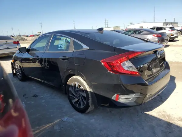 2HGFC2F79JH574337 2018 HONDA CIVIC - Image 2