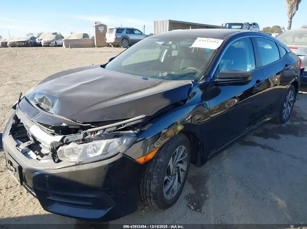 2HGFC2F79JH590859 2018 HONDA CIVIC - Image 2
