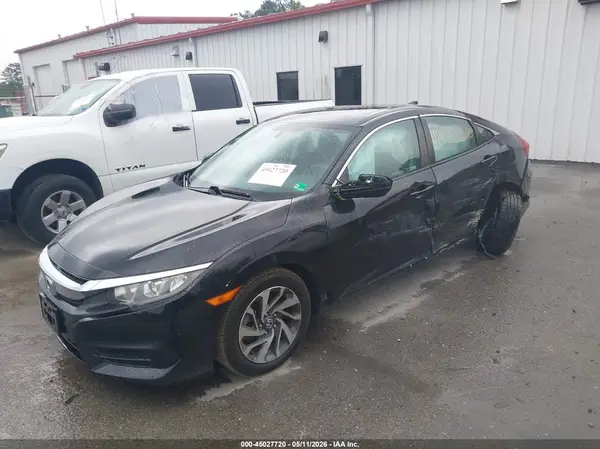 2HGFC2F79JH591073 2018 HONDA CIVIC - Image 2