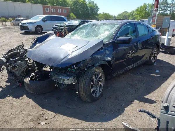 2HGFC2F79JH603741 2018 HONDA CIVIC - Image 2