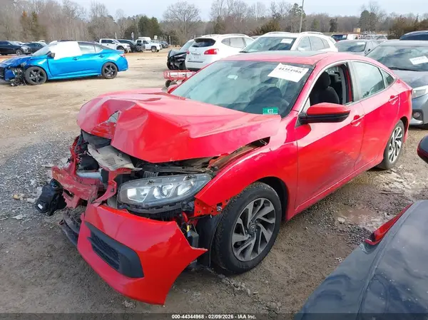 2HGFC2F79JH603853 2018 HONDA CIVIC - Image 2