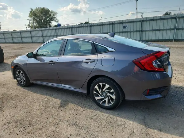2HGFC2F79JH605120 2018 HONDA CIVIC - Image 2