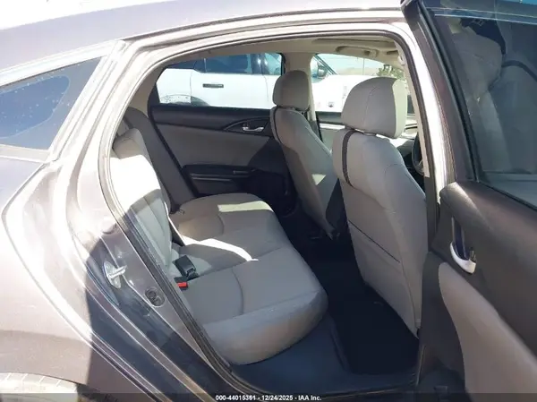 2HGFC2F79JH606090 2018 HONDA CIVIC - Image 8