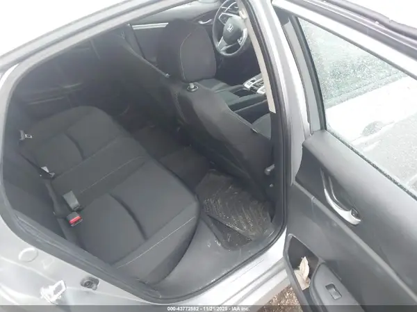 2HGFC2F79JH606560 2018 HONDA CIVIC - Image 8