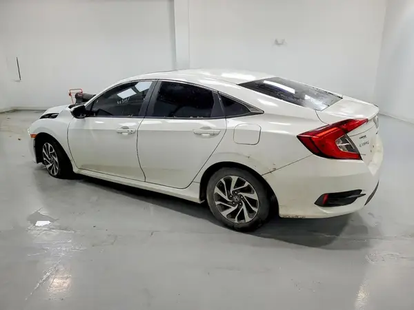 2HGFC2F7XGH521560 2016 HONDA CIVIC - Image 2