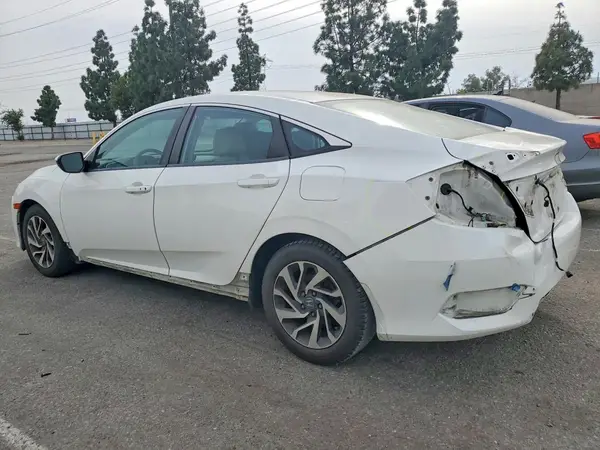 2HGFC2F7XGH563680 2016 HONDA CIVIC - Image 2