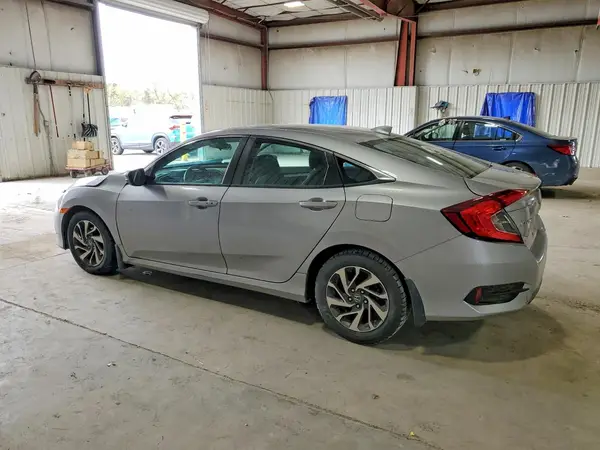 2HGFC2F7XHH501648 2017 HONDA CIVIC - Image 2