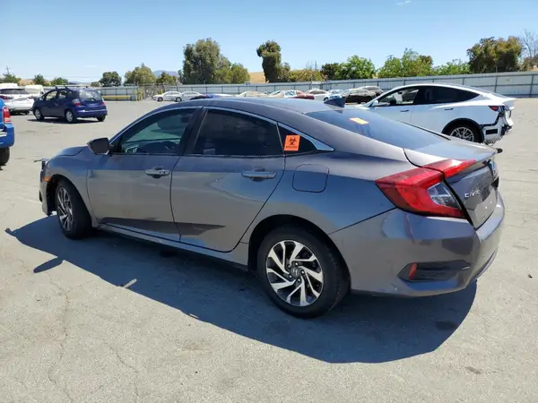 2HGFC2F7XHH538604 2017 HONDA CIVIC - Image 2