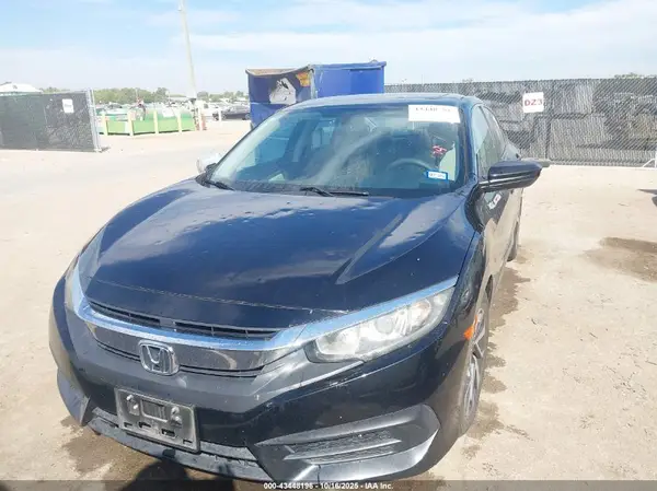 2HGFC2F7XHH546461 2017 HONDA CIVIC - Image 2