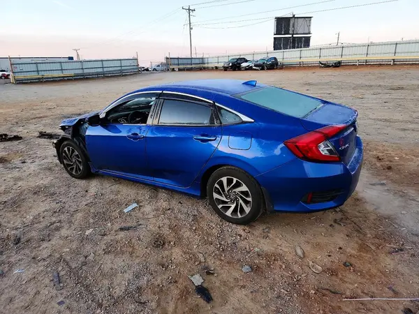 2HGFC2F7XHH553605 2017 HONDA CIVIC - Image 2