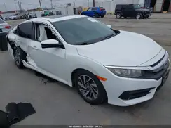 2HGFC2F7XHH555869 2017 HONDA CIVIC
