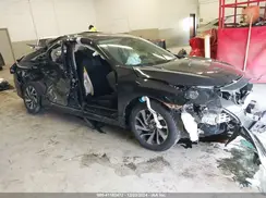 2HGFC2F7XHH559677 2017 HONDA CIVIC
