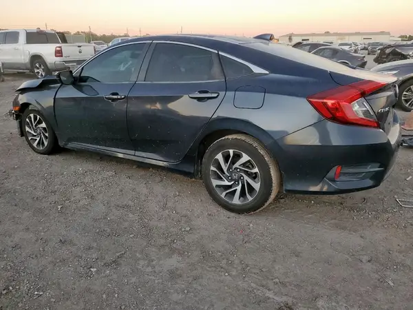 2HGFC2F7XHH560540 2017 HONDA CIVIC - Image 2