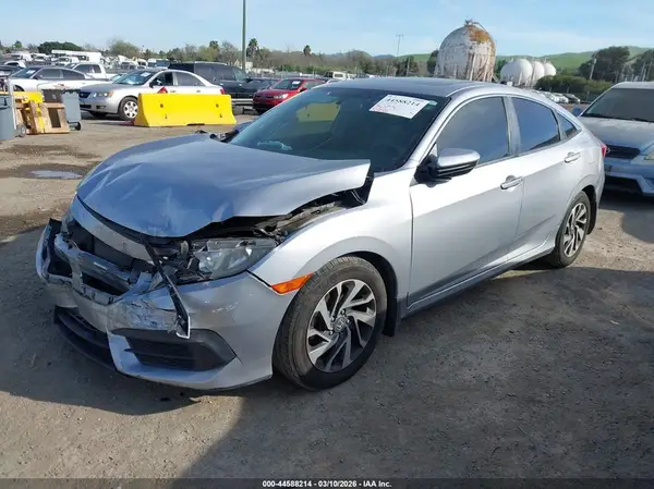 2HGFC2F7XHH570646 2017 HONDA CIVIC - Image 2
