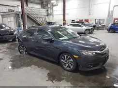 2HGFC2F7XJH511358 2018 HONDA CIVIC