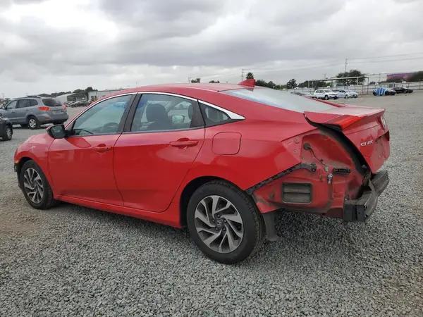 2HGFC2F7XJH529326 2018 HONDA CIVIC - Image 2
