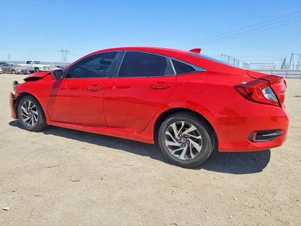 2HGFC2F7XJH529777 2018 HONDA CIVIC - Image 2