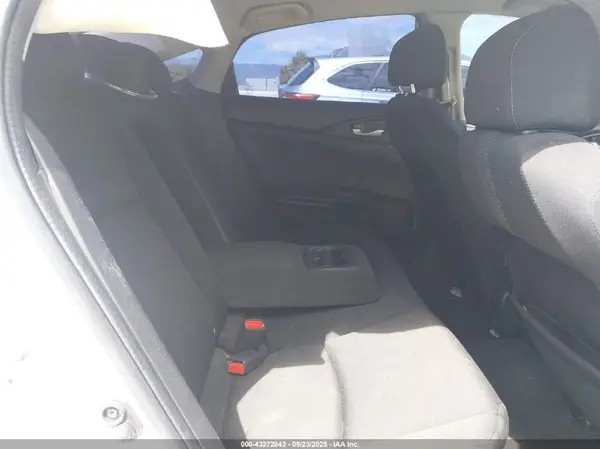 2HGFC2F7XJH542030 2018 HONDA CIVIC - Image 8