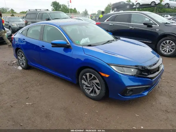 2HGFC2F7XJH547194 2018 HONDA CIVIC - Image 1