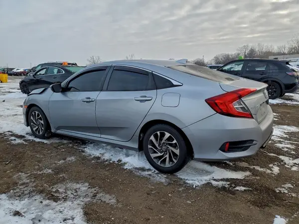 2HGFC2F7XJH549494 2018 HONDA CIVIC - Image 2