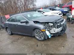 2HGFC2F7XJH550631 2018 HONDA CIVIC