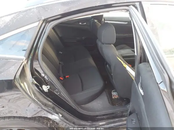 2HGFC2F7XJH561984 2018 HONDA CIVIC - Image 8