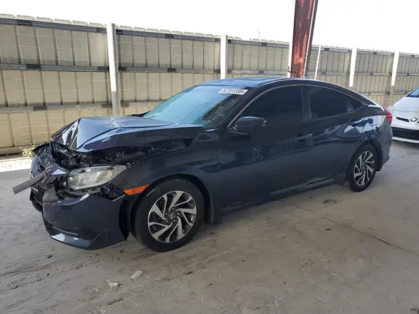 2HGFC2F7XJH564349 2018 HONDA CIVIC - Image 1