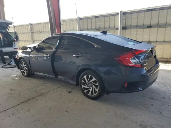 2HGFC2F7XJH564349 2018 HONDA CIVIC - Image 2