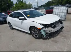 2HGFC2F7XJH570569 2018 HONDA CIVIC