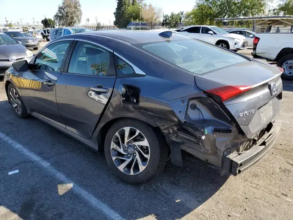 2HGFC2F7XJH572094 2018 HONDA CIVIC - Image 2