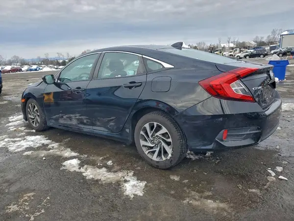 2HGFC2F7XJH584309 2018 HONDA CIVIC - Image 2